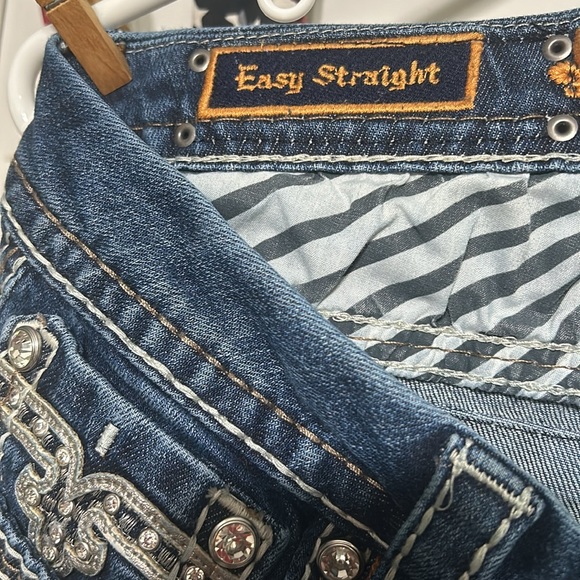 Rock Revival Jeans - Picture 5 of 9